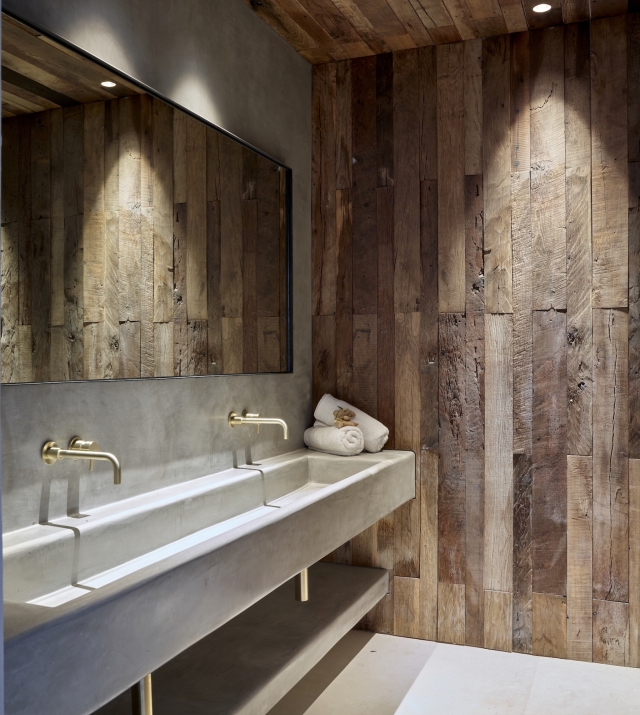 Resa Estates Ibiza koop sale Cala Moli villa seaviews modern bathroom sink 3.jpg